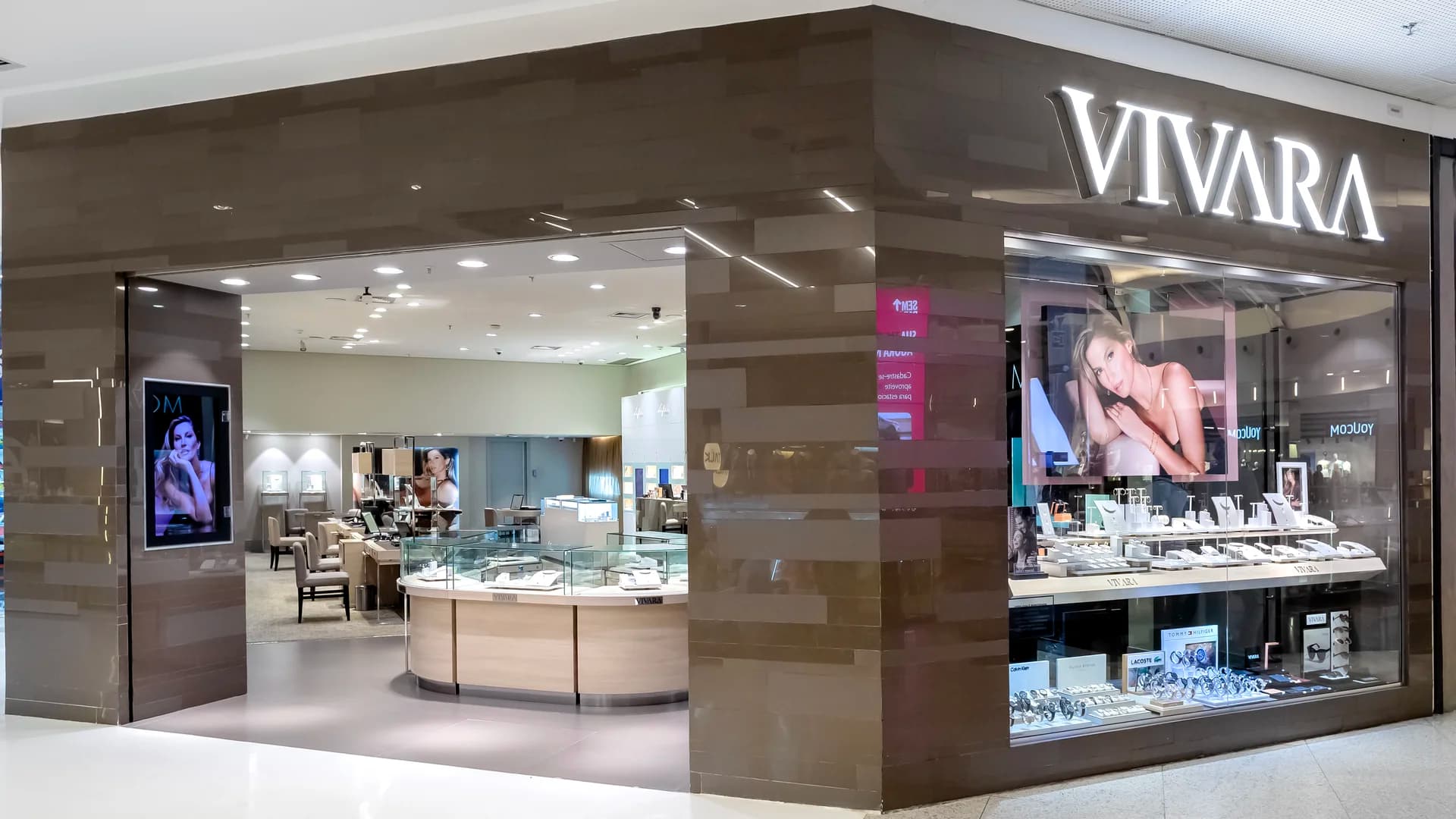 Why Luxury Shoppers Choose Vivara for Every Special Occasion