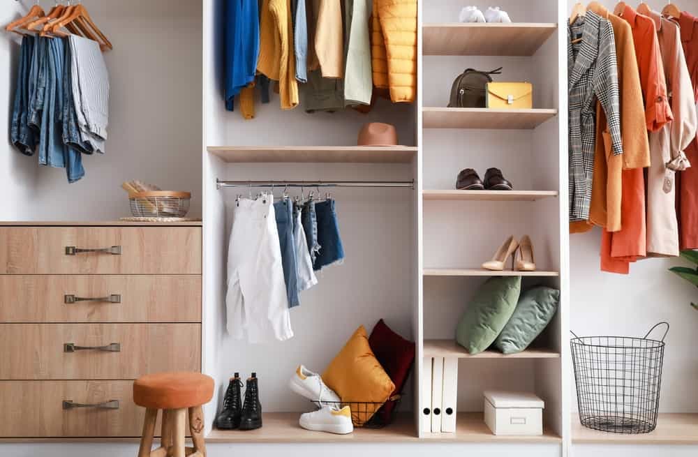 How to Transition Your Wardrobe Between Seasons