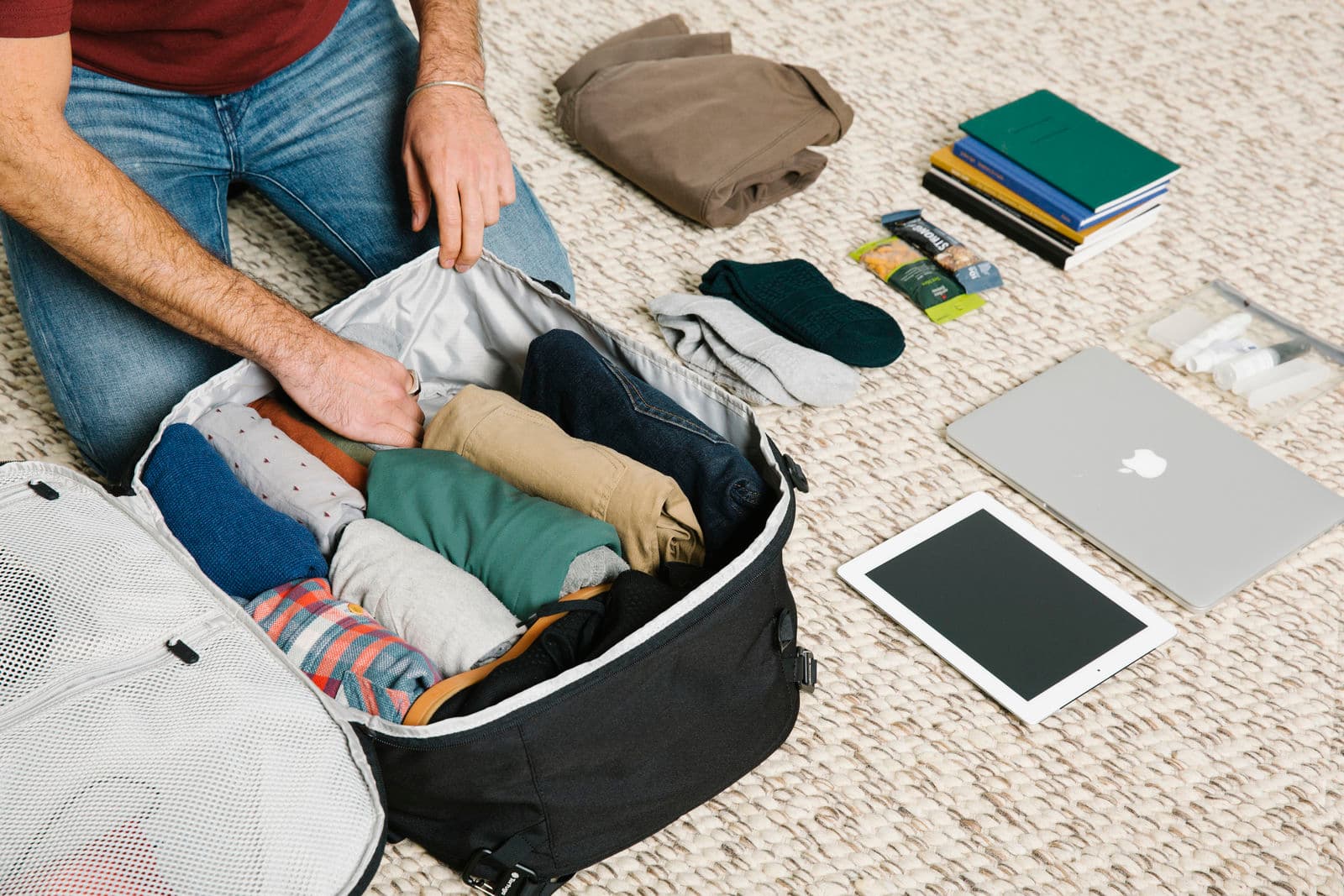 Packing in Style: The Ultimate Travel Capsule Wardrobe