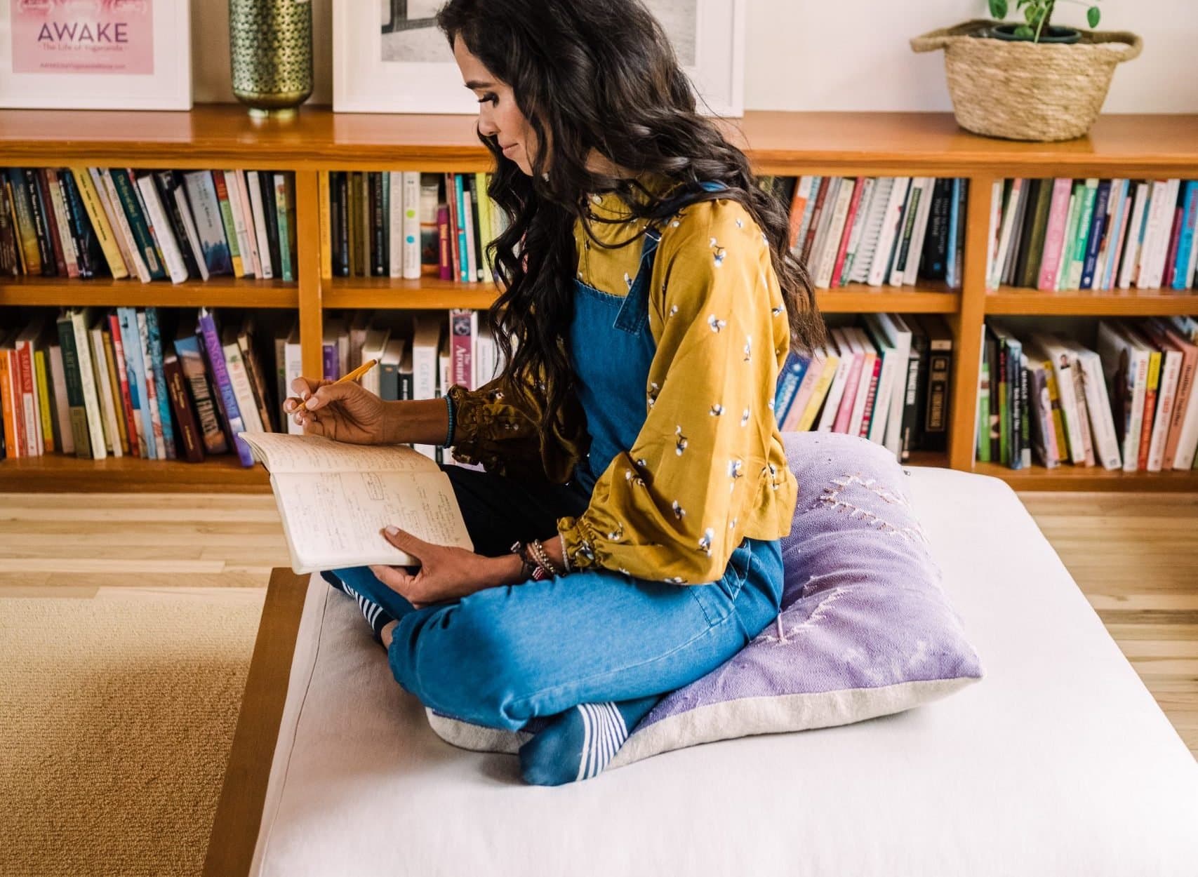 How to Manifest Your Dream Life With Small Daily Habits