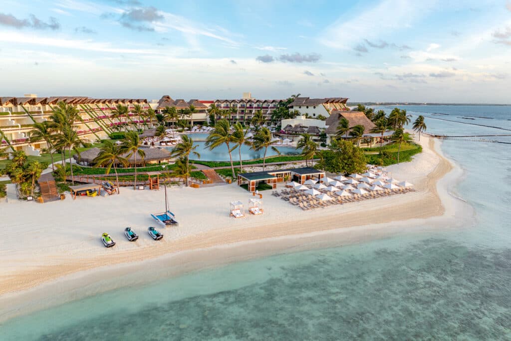Beyond the Beaches: A Luxury Trip Through Mexico’s Cultural and Coastal Gems